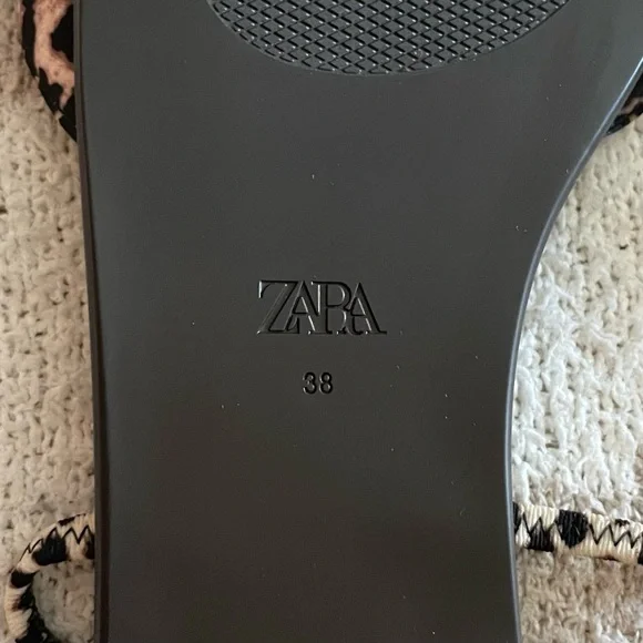 ZARA - Animal Leopard Print Bow Flat Sandals (7.5 US / 38 EUR) NWT - Picture 10 of 13
